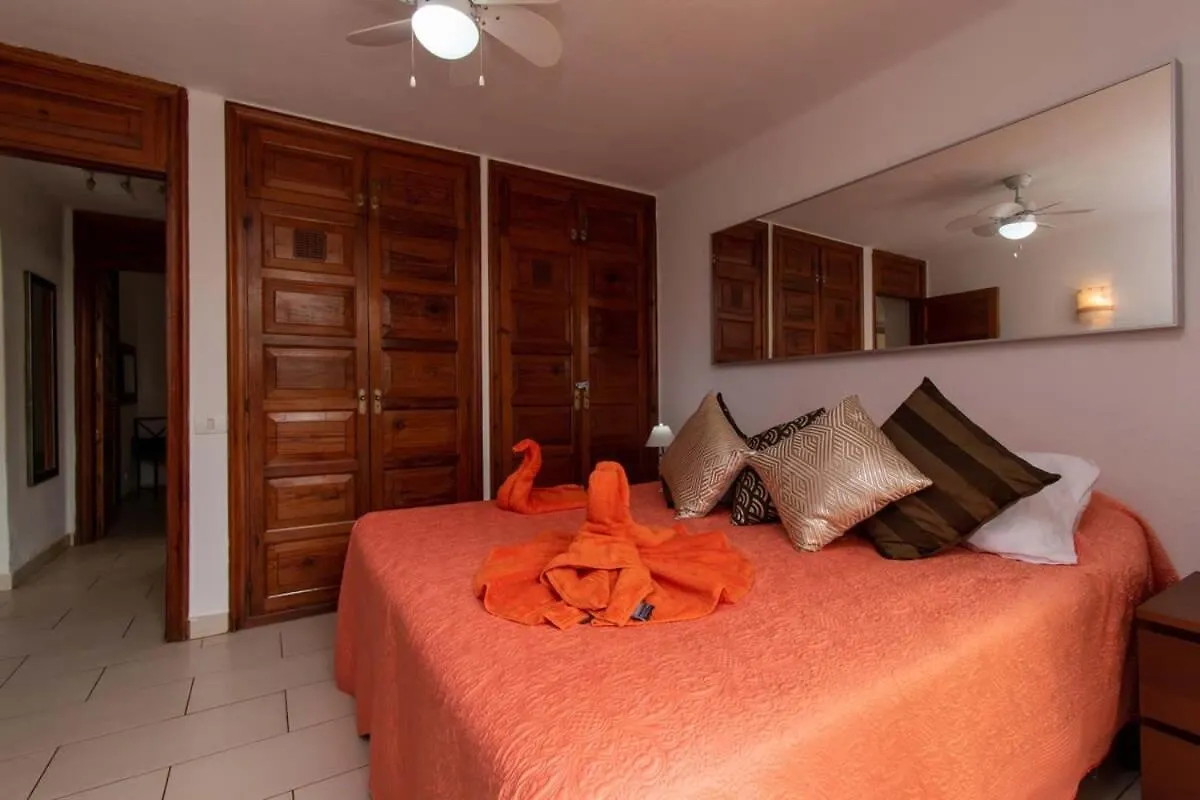 Parque Santiago I 140 - Two Bed On Ground Floor With Wifi Internet Apartment Playa de las Americas  0*, Playa de las Americas (Tenerife)